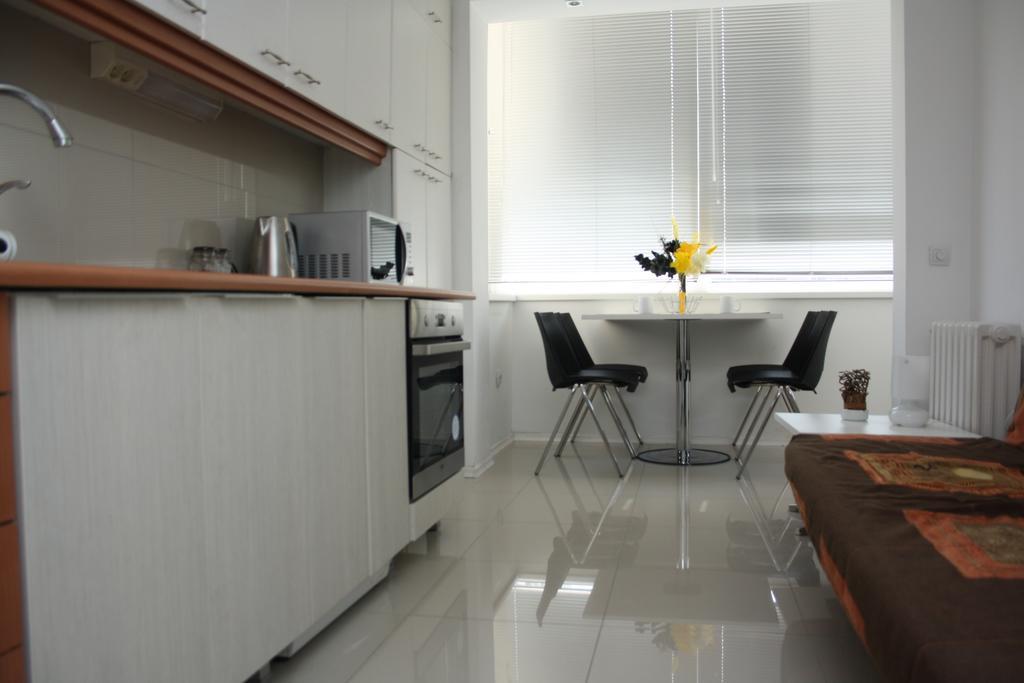 Arss Apartment Skopje Main Square Eksteriør billede